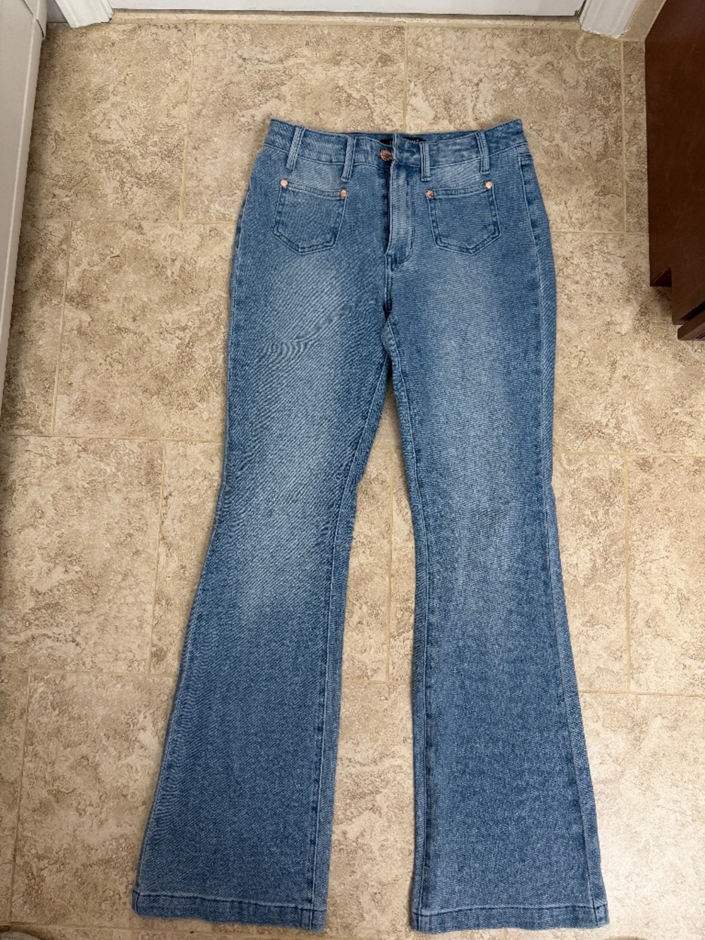 Judy Blue Mid Rise Medium Wash Bootcut Jeans (Size 26/3)